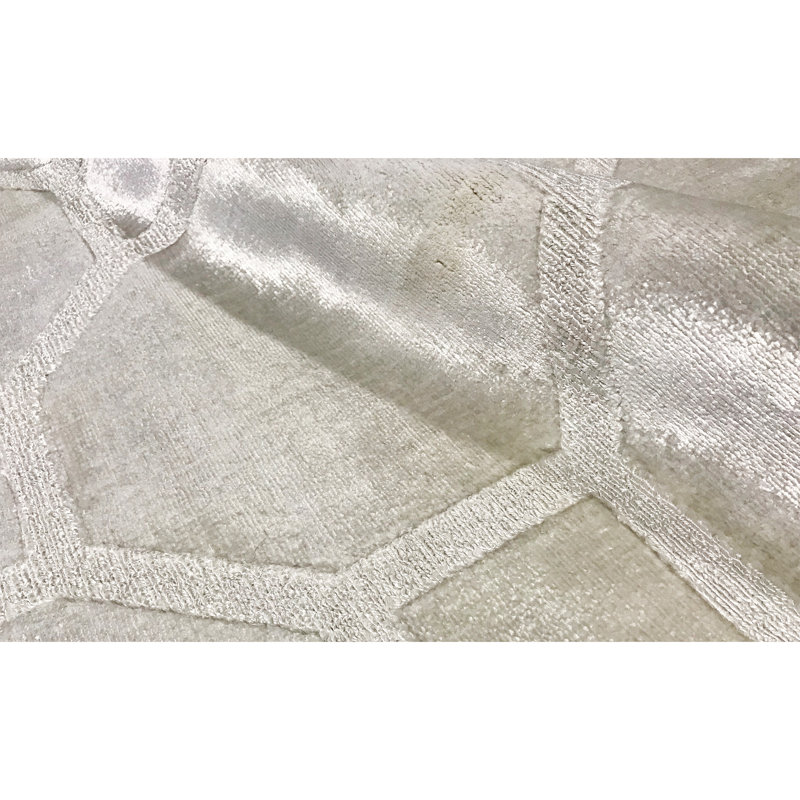 Geometric Area Rug in Ivory