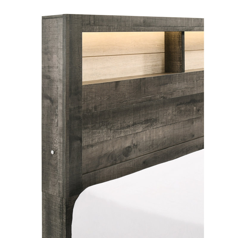 Grand lit de style moderne avec tête de lit à profil bas, éclairage intégré, gris et beige, espaces ouverts avec rangement, plateforme en bois vieilli, bois beige, tablettes