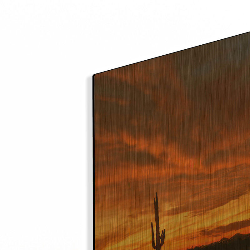 «Mesa Saguaro Sunset 5078» par Mike Jones, art mural en métal doré, 24 po x 16 po, 24 po x 16 po