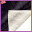 Couvertures mauves à motif floral-123335408