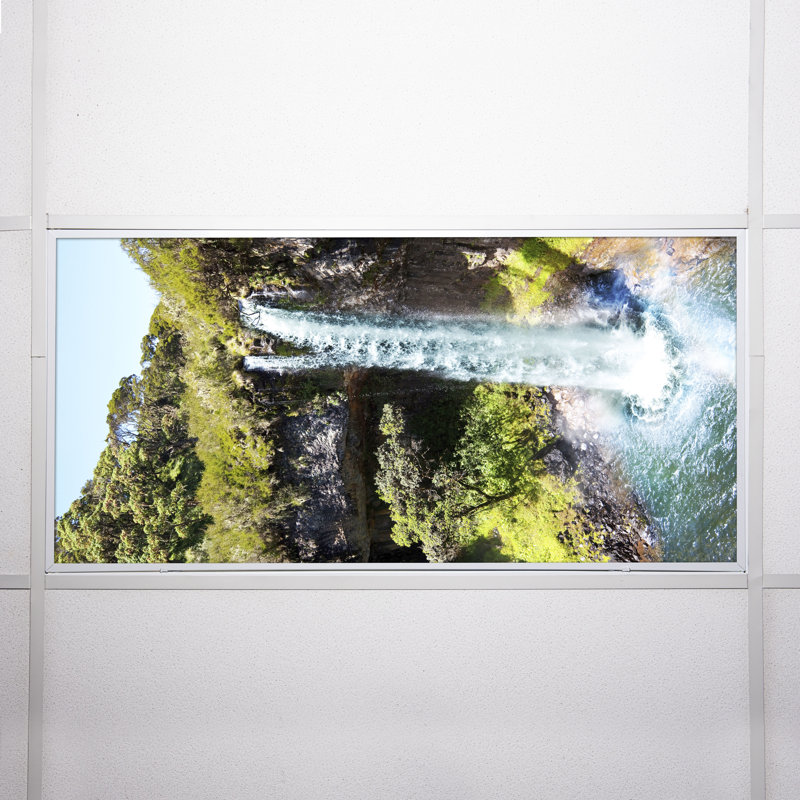 Couvre-lampes fluorescents de classe Waterfall pour plafonniers - pour luminaire 2 x 4 - par Octo Lights