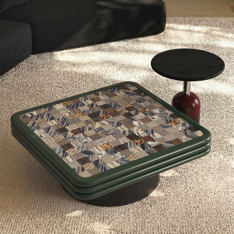 Ensemble de tables basses carrées d'inspiration italienne