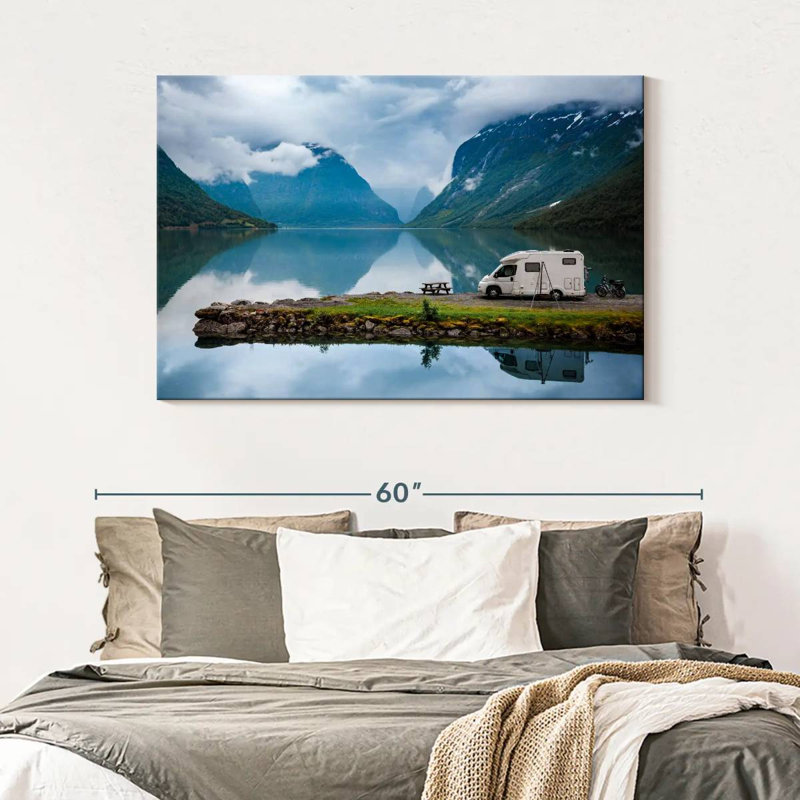 Alvord Motorhome By The Lake, H 32 po x l 48 po