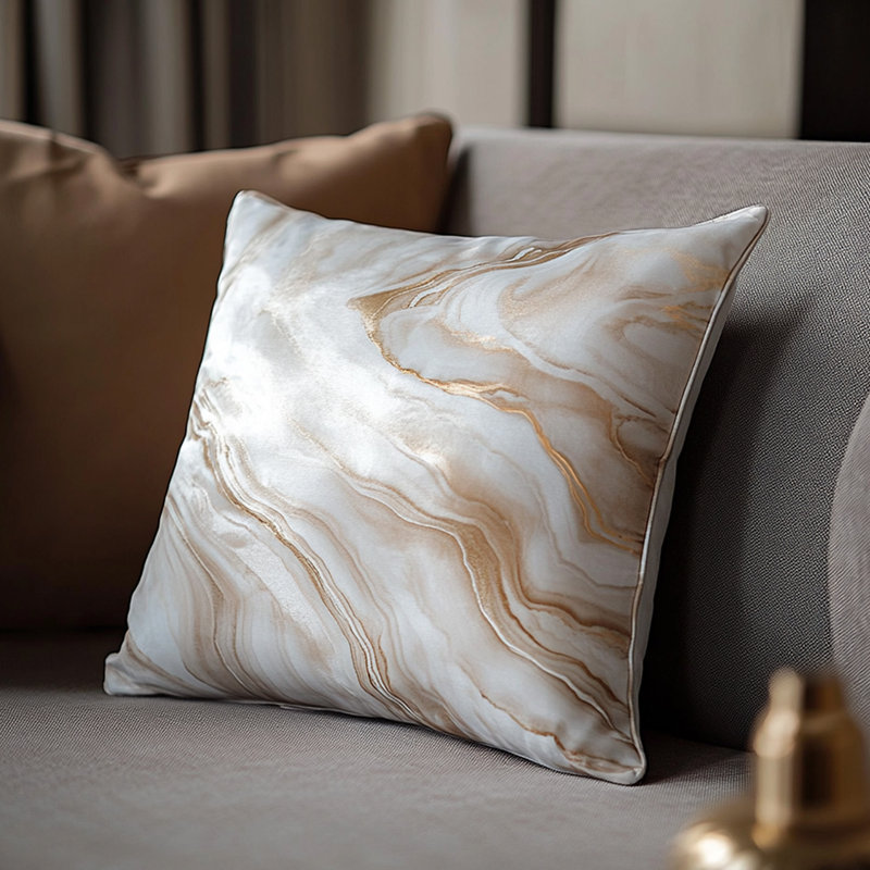 Coussin doré
