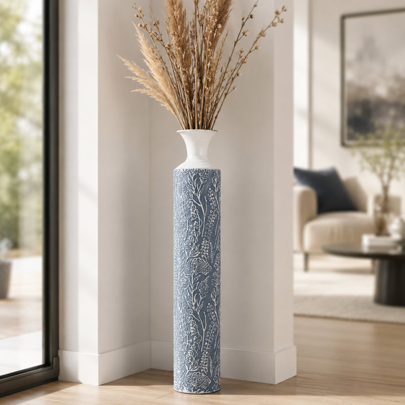 Grand vase de luxe en métal (petit), H 32 po x l 5,5 po x P 5,5 po