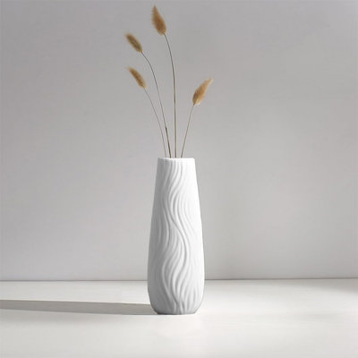 8.4" White Ceramic Vase