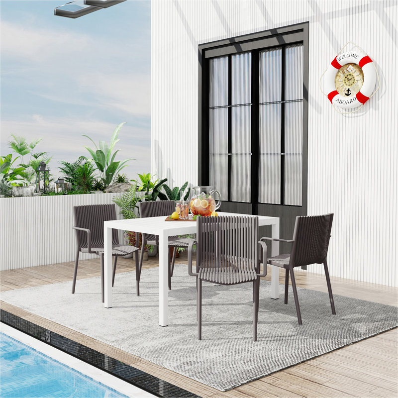 Summer - Fauteuil empilable moderne en plastique 4 pièces pour l'intérieur / l'extérieur - Dossier ergonomique à lattes, matériau PP résistant aux intempéries, gris chaud - Patio, balcon, café