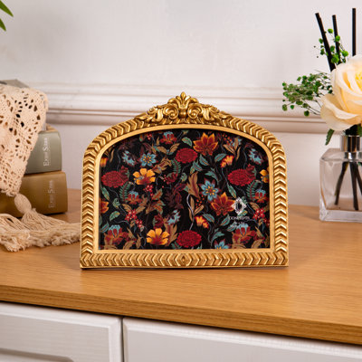 Set of 4 7" x 5" Matte Gold Ornate Arch Resin Picture Frames