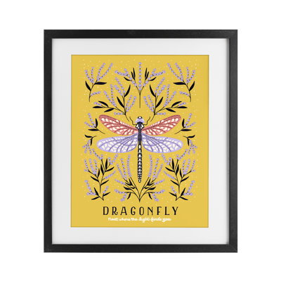 «Dragonfly Symmetry on Yellow», reproduction encadrée sous verre, conception de Indira Prieto | IndySign