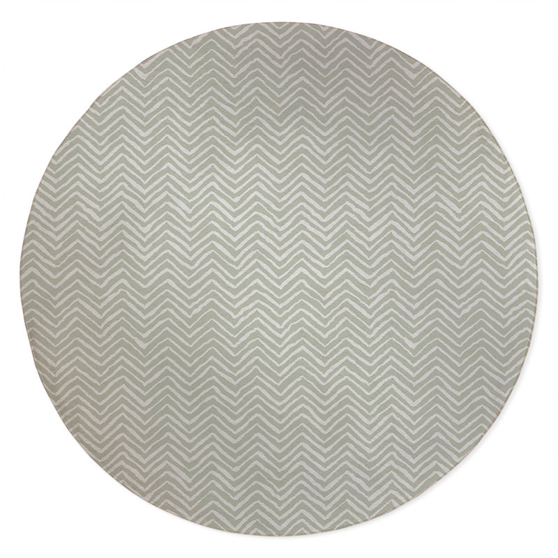 Chevron Snug Non-Slip Outdoor Rug, Round 5'