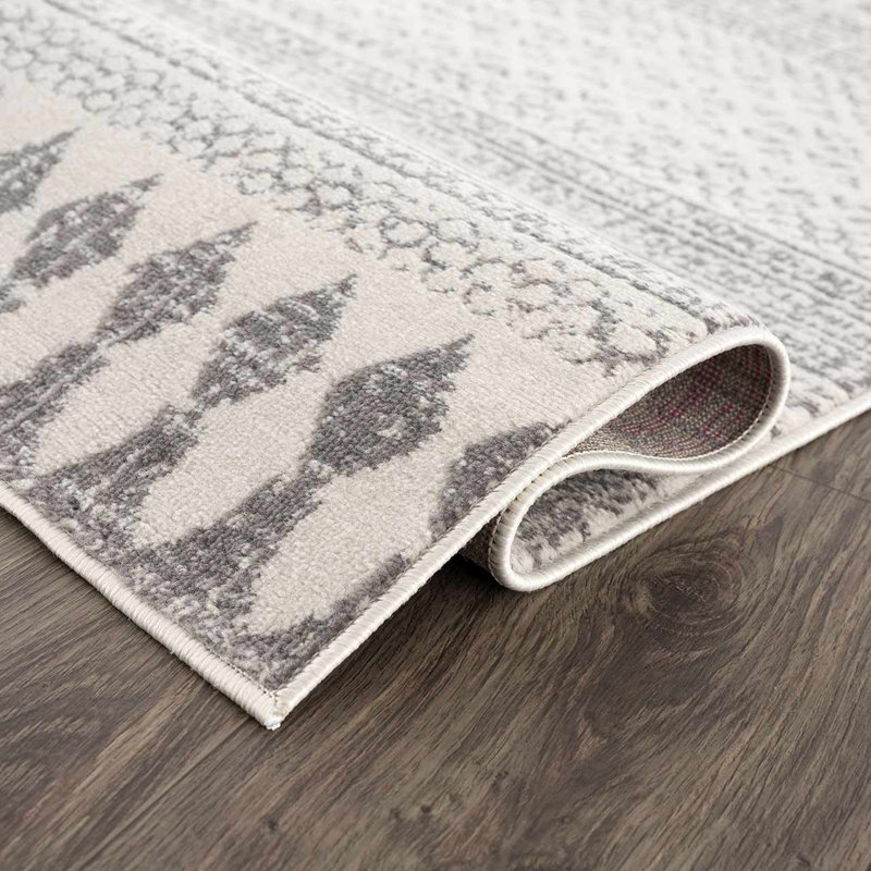Mcgrane Geometric Indoor Rug, Rectangle 5'3" x 7'