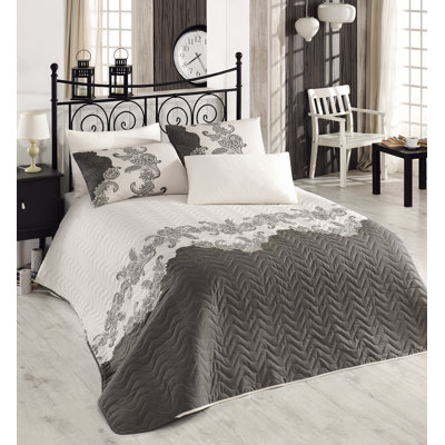 Cotton Blend Coverlet and Bedspread Set