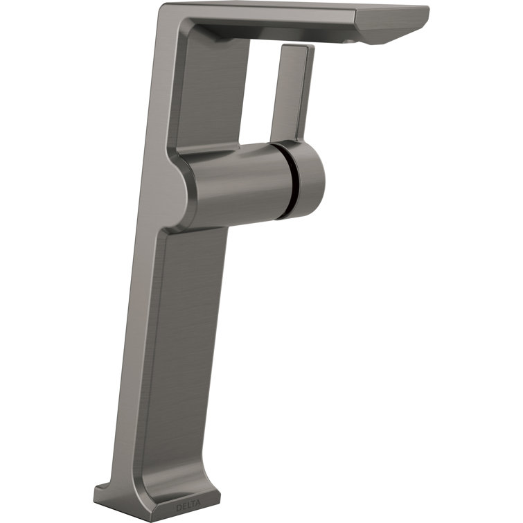Pivotal Single Hole Bathroom Faucet with Drain Assembly and Diamond™ Seal Technology