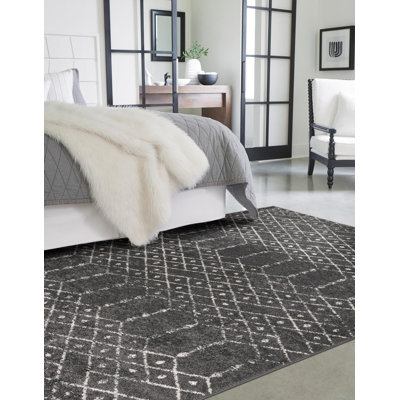 Ippazio Geometric Indoor Rug