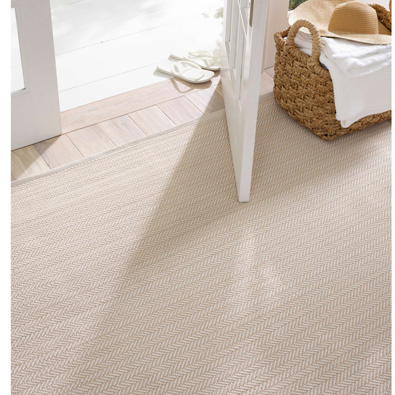 Herringbone Linen/White Handwoven Indoor/Outdoor Rug, Rectangle 4' x 6'
