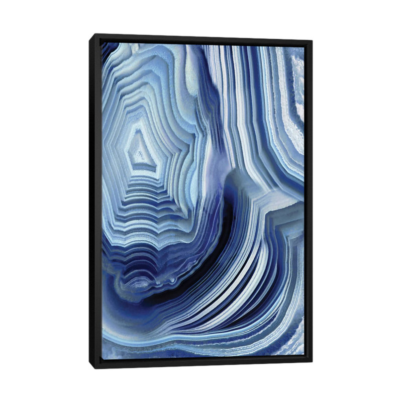 «Agate Indigo I» par Danielle Carson, reproduction sur toile tendue sur châssis, H 26 po x l 18 po x p 1,5 po
