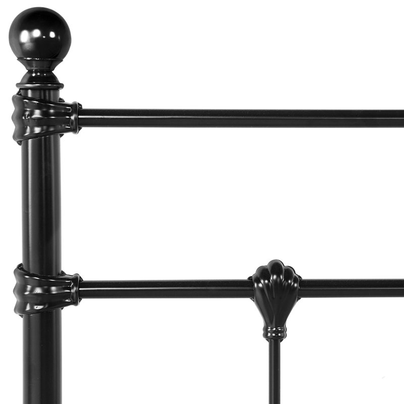 Metal Bed, 160 x 200cm