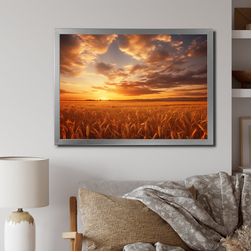 «Scenic Sky On Golden Horizon III», reproduction d'art sur toile, H 34 po x l 44 po x P 1,5 po, Cadre simple argenté