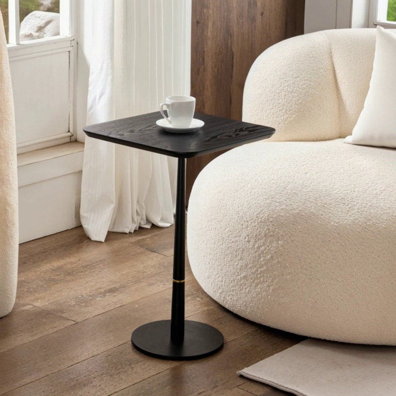 Table basse carrée