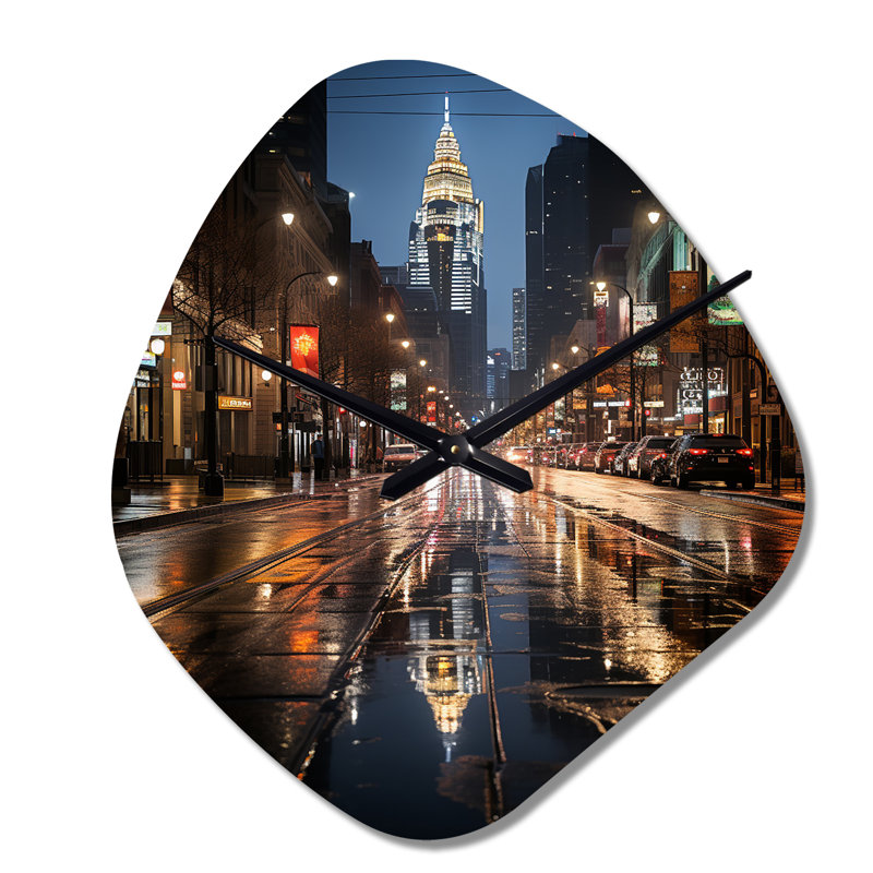 Charlotte Cityscape At Night III - Grande horloge murale 3D Charlotte, Petit
