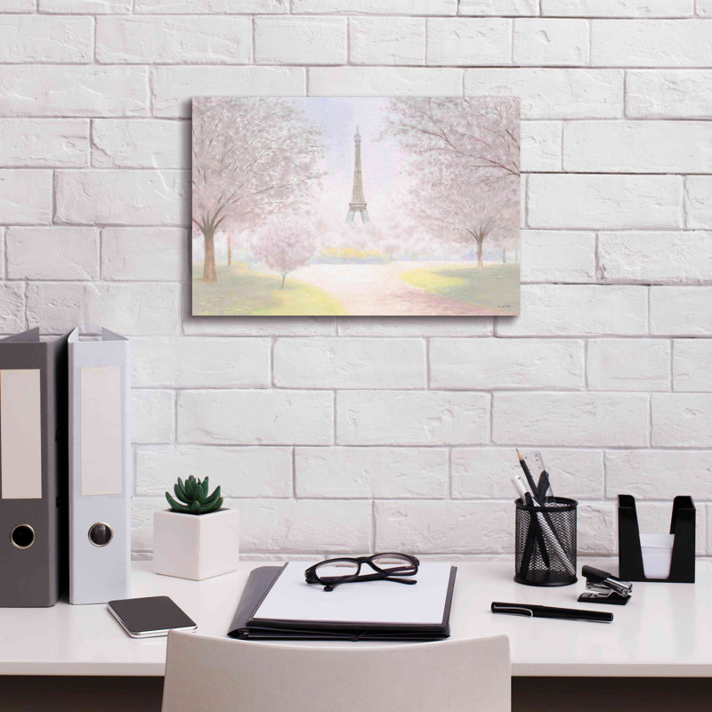 «Yiran Pretty Paris On Canvas» par James Wiens, reproduction, H 12 po x l 18 po x P 0,75 po