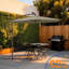 Parasol solaire à DEL de 3 m avec poignée pliable et base en croix, idéal pour terrasse, jardin et piscine, toutes saisons.-1429639945
