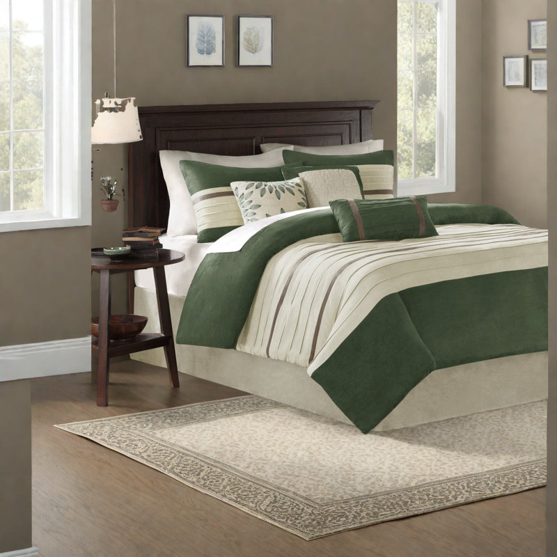 Luxurious Faux Suede Bedding Sets, Green Polyester Comforter, Transitional Charm