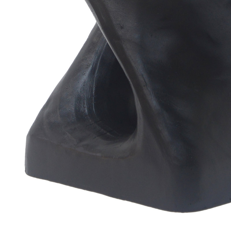 Table d'appoint torsadée noire avec texture bois, usage intérieur/extérieur, 30 cm de large, 40,6 cm de hauteur, capacité de 90,7 kg, prête à l'emploi, design et veinage, usages multiples pour la maison et le jardin, 30 x 40,6 cm.