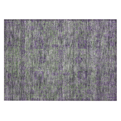 Ivanelle Floral Indoor / Outdoor Rug