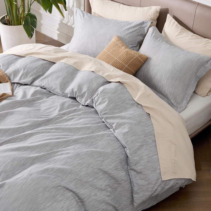 Bedsure Super Soft Cationic Dyed Duvet Cover, King Duvet Cover + 2 King Pillowshams, Gray