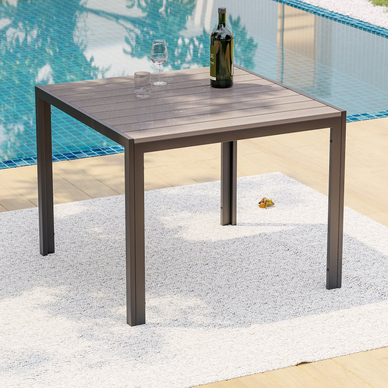Table de salle à manger de patio carrée