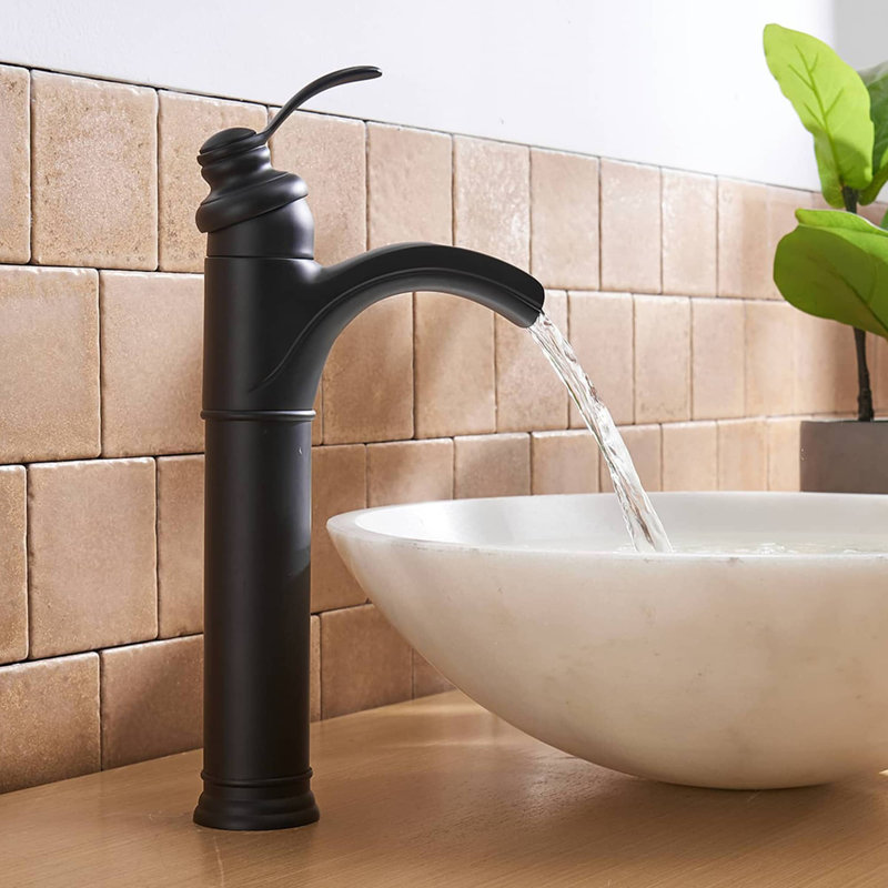 Single-handle Bathroom Faucet with Drain Assembly, Matte Black