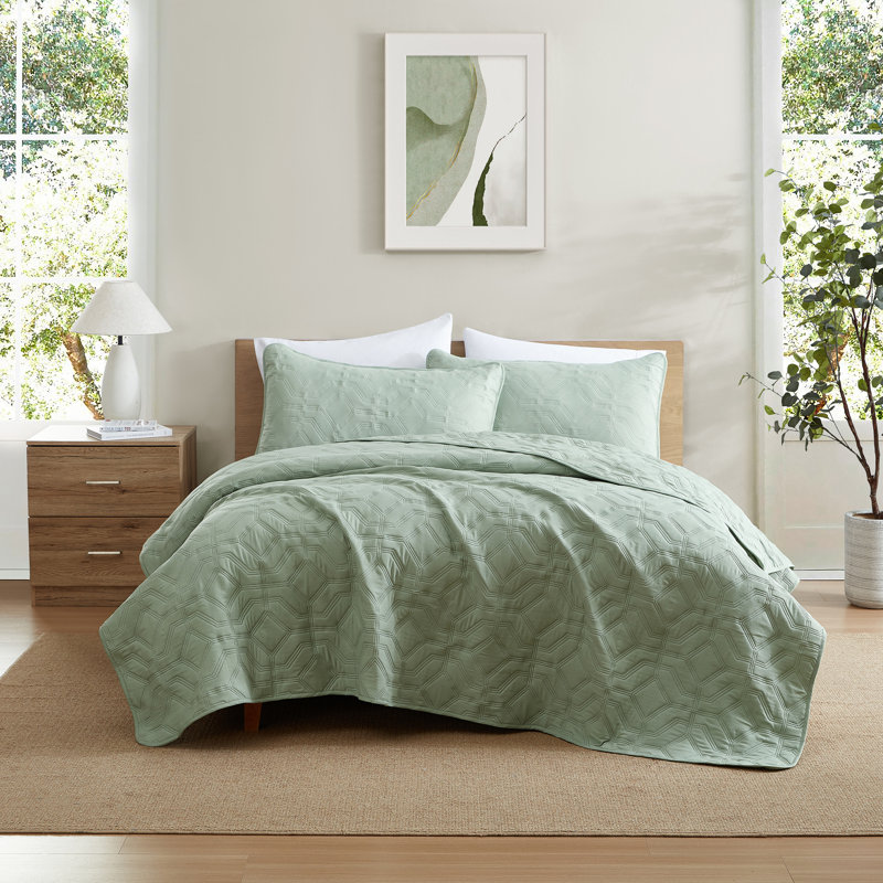 Sage Green King Microfiber Quilted 3-Piece Bedding Set