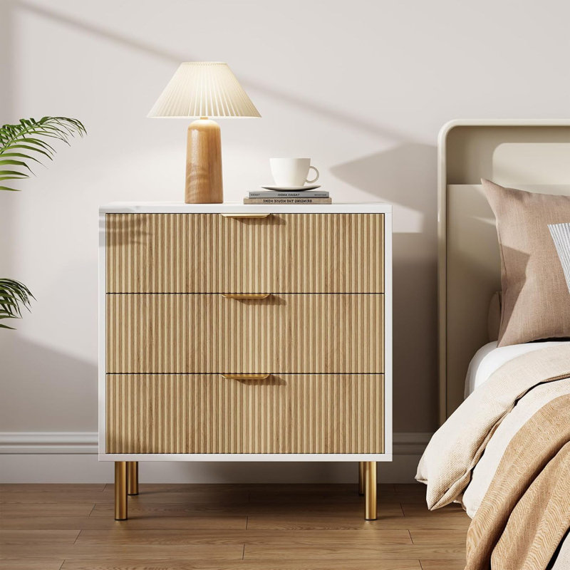 Commode 3 tiroirs pour chambre à coucher, avec poignées en métal doré, Naturel / Blanc