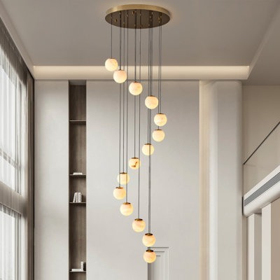 Lustre d'escalier rond à 14 niveaux Adamson