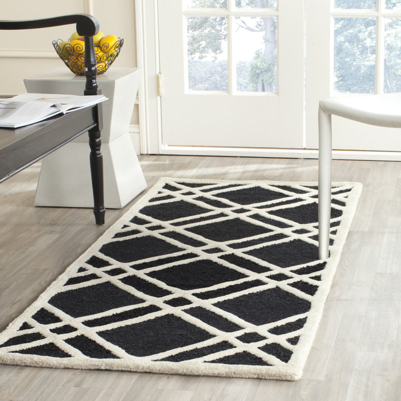 Deedgra Hand Tufted Wool Geometric Rug, Runner 2'6" x 6'