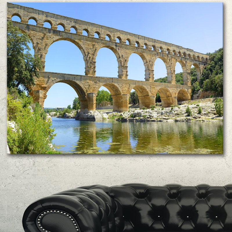 Pont romain en aqueduc en France - reproduction de photo sur toile tendue, H 30 po x l 40 po
