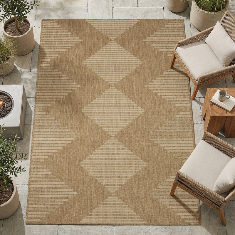Modern Geometric UV-resistant Indoor / Outdoor Area Rug in Brown/Beige, Rectangle 4' x 6'