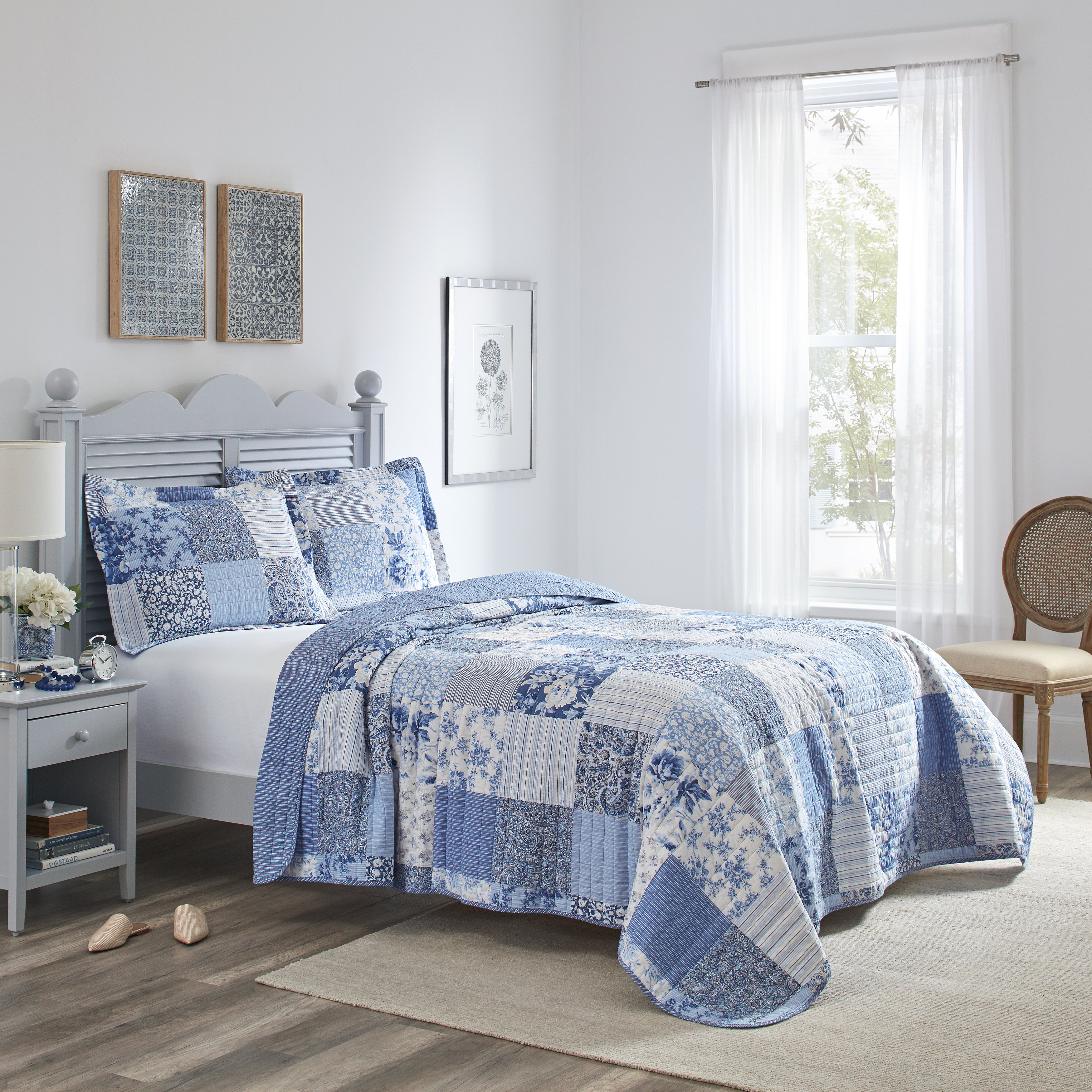 Laura Ashley Honeysuckle Reversible Cotton Patchwork Quilt Set 