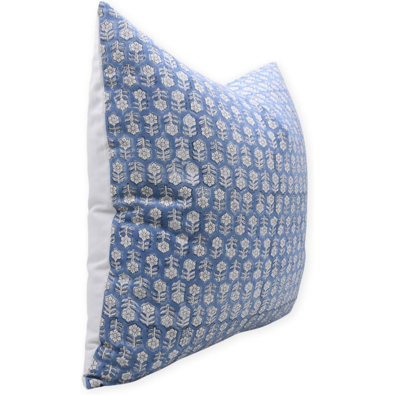 Housse de coussin en coton imprimé à la main Fabividine - Tulsi Buti, H 24 po x l 24 po, Bleu