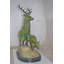 Statue deux cerfs Cushenilt en bronze avec une finition patine verte - Taille: L 15 po x l 22 po x H 32 po.