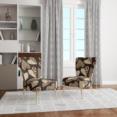 Chaise d'appoint rembourrée Brown Hearts sur peau d'animal