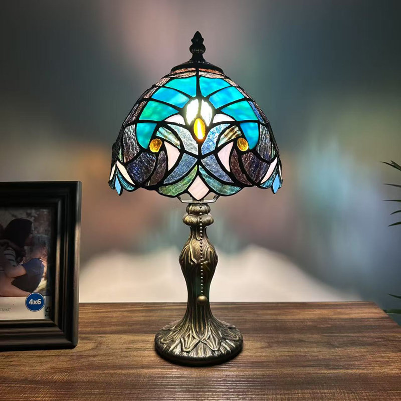 Navasart Tiffany Table Lamp Stained Glass Liaison  LED Bulb Included 8"W*8"D*15"H, Green