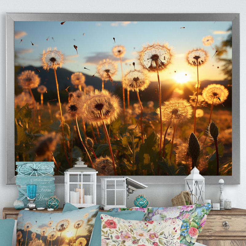 Mountain Dandelion Field III - Floral Canvas Art Print, H 16 po x l 32 po x P 1 po, Cadre photo argenté