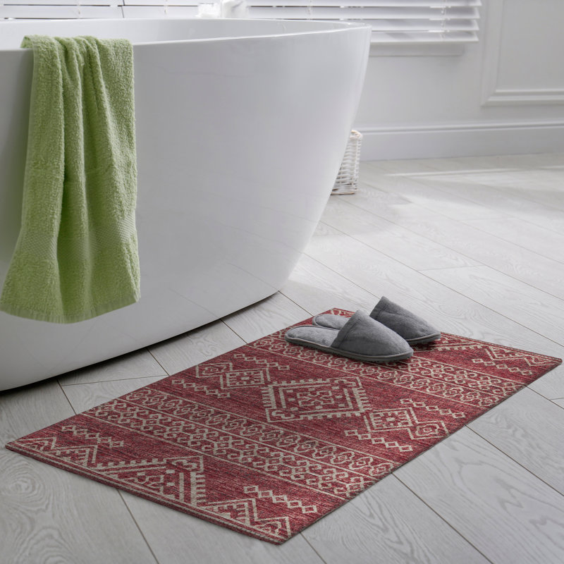 Anazia Chenille Washable Southwestern Indoor / Outdoor Rug, Rectangle 1'8" x 2'6"