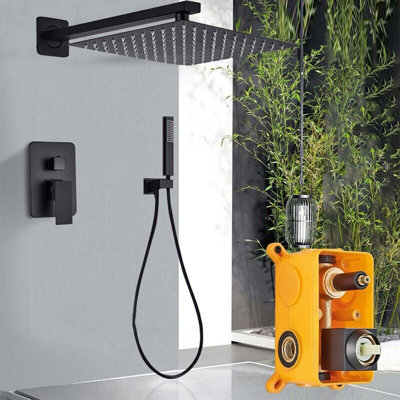 Tiffiny Adjustable Shower Head