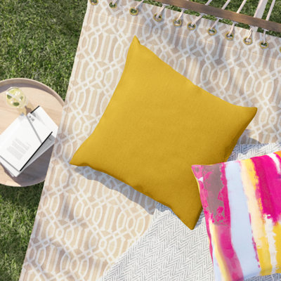 Coussin décontracté en tissu Sunbrella® - un coussin décoratif carré pour l'intérieur et l'extérieur