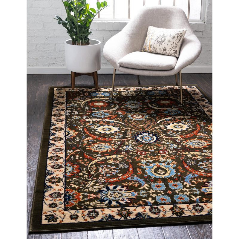 Tapis vert à motif floral Britannia, Rectangle 7 pi 1 po x 10 pi