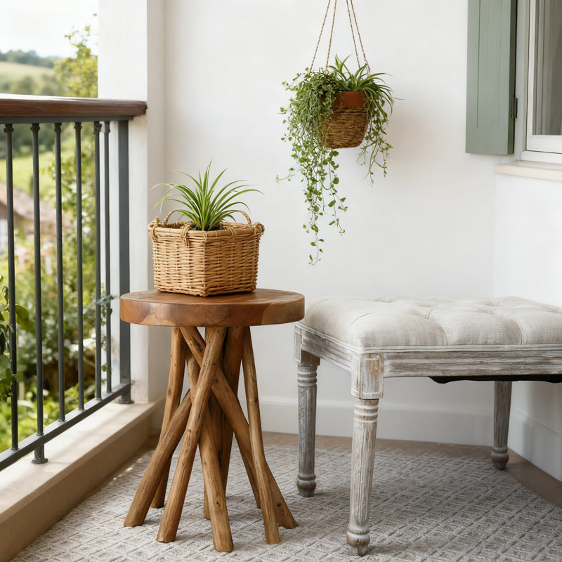 Table de bout en bois de teck rustique avec pieds en branches
