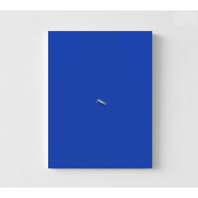Minimal nageur en bleu - impression abstraite moderne de piscine, H 40 po x l 30 po, Ne s’applique pas, Impression sans cadre